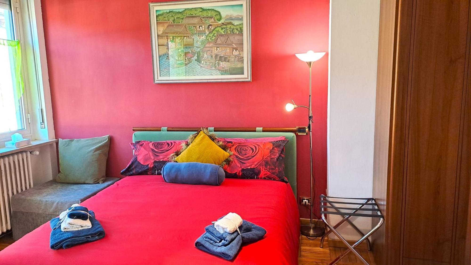 Flat Center Porta Susa, Free Parking Wifii Smart Tv Sky Apartment Turin